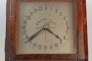 Schiff-Wand-Uhren _ 1917-1945_Корабельные настенные часы_